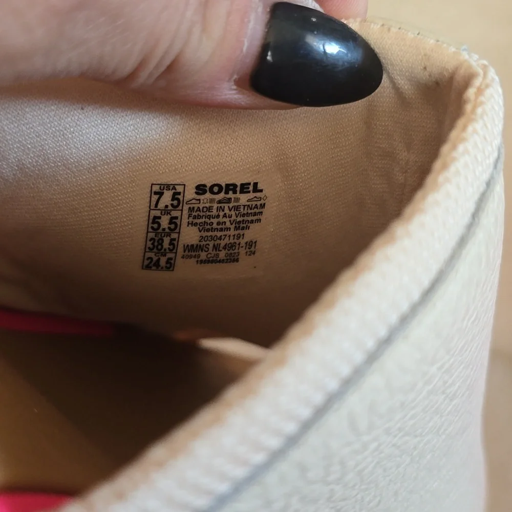 Sorel Women's White and Pink Slide Sandals - Picture 4 of 5